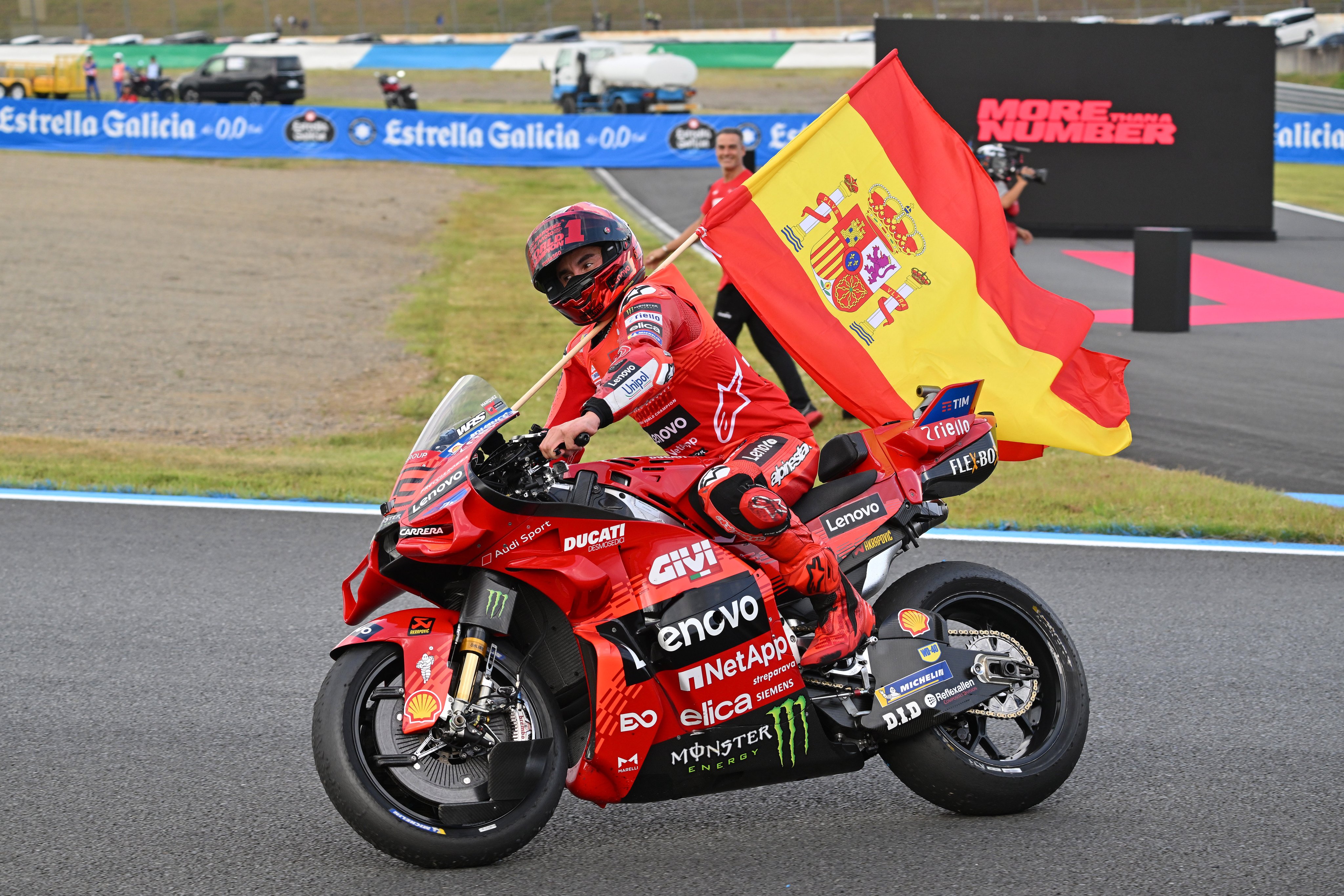 MARC MÁRQUEZ, SÖZLEŞMESINI 2028 YILINA KADAR UZATTI!